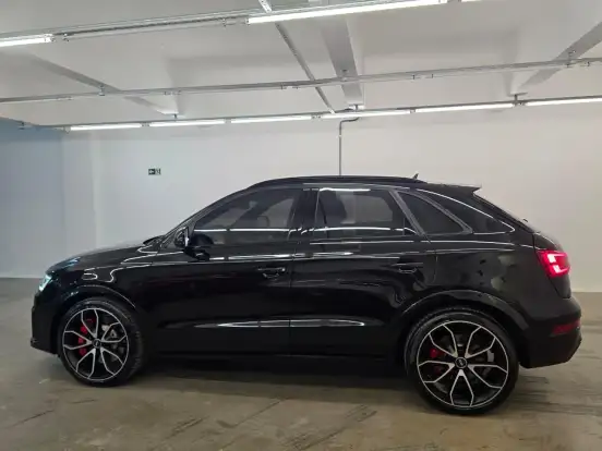 AUDI-RS Q3-2017