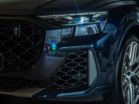 AUDI-RS Q8-2025