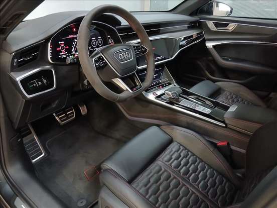 AUDI-RS6-2022