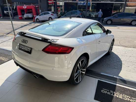 AUDI-TT-2017