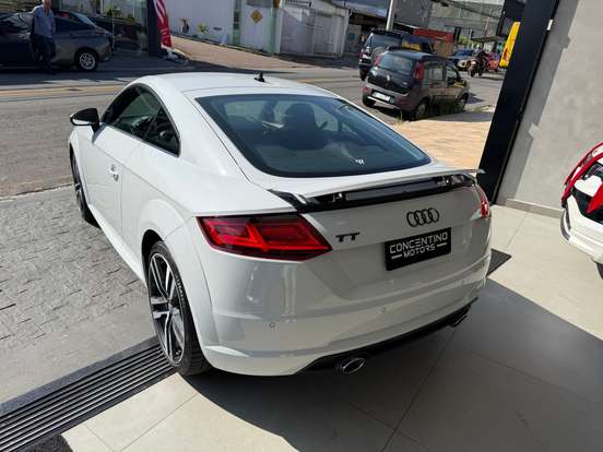 AUDI-TT-2017