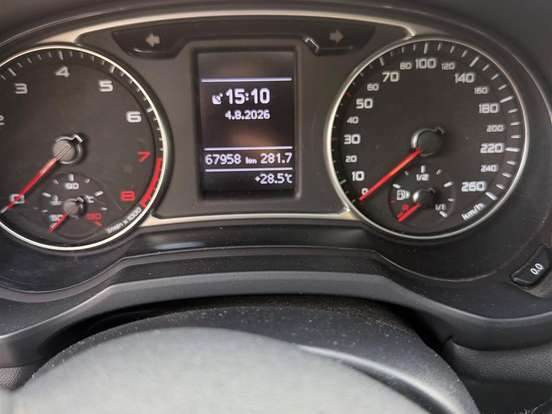 AUDI-A1-1.4 TFSI SPORT 16V 185CV GASOLINA 2P AUTOMÁTICO AUDI-A1-2012