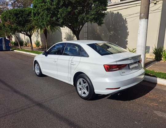 AUDI-A3-2019