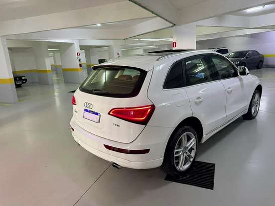 AUDI-Q5-2013