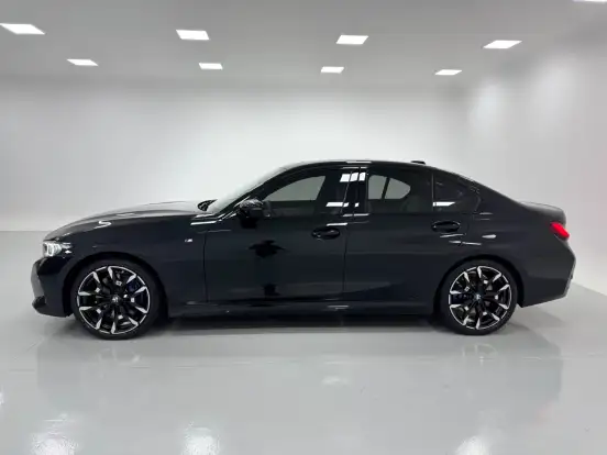 BMW-320i-2025
