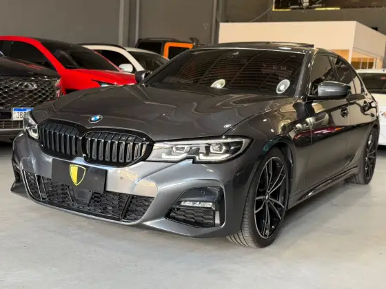 BMW 320i 2.0 16V TURBO FLEX M SPORT AUTOMÁTICO BMW 320i 2.0 16V TURBO FLEX M SPORT AUTOMÁTICO