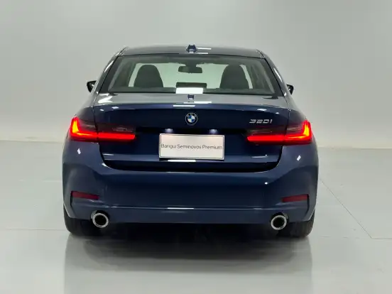 BMW-320i-2025