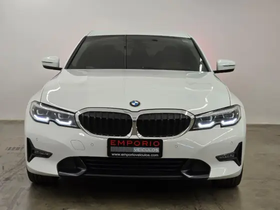 BMW 320i 2.0 16V TURBO GASOLINA SPORT AUTOMÁTICO