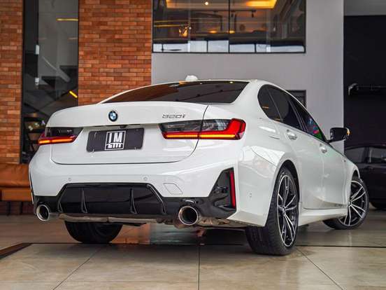 BMW-320i-2.0 16V TURBO FLEX M SPORT AUTOMÁTICO BMW-320i-2024