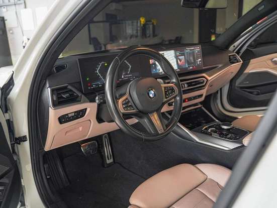 BMW-320i-2024