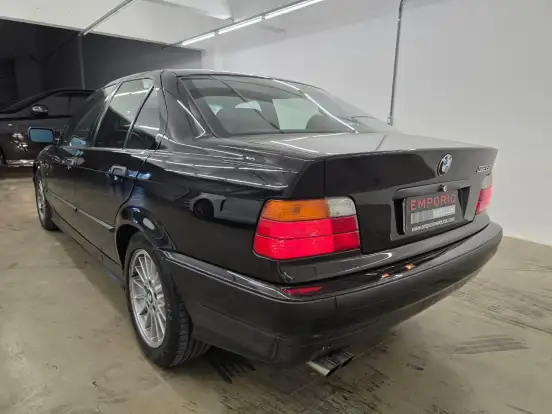 BMW-328i-2.8 SEDAN 24V GASOLINA 4P AUTOMÁTICO BMW-328i-1996