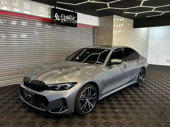 BMW-330e-2.0 16V TURBO HÍBRIDO M SPORT AUTOMÁTICO BMW-330e-2022