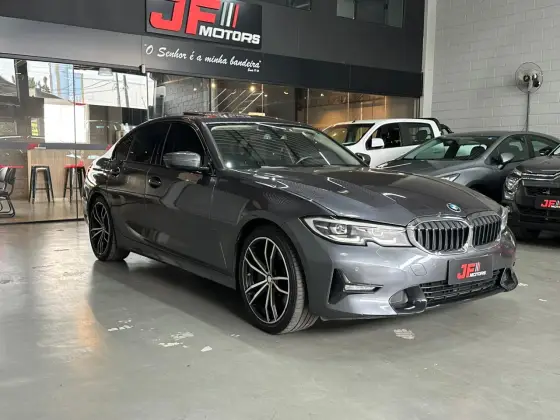 BMW 330i 2.0 16V TURBO GASOLINA SPORT AUTOMÁTICO BMW 330i 2.0 16V TURBO GASOLINA SPORT AUTOMÁTICO
