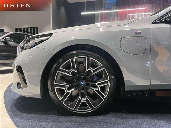 BMW-530e-2.0 TWINPOWER PHEV M SPORT AUTOMÁTICO BMW-530e-2024
