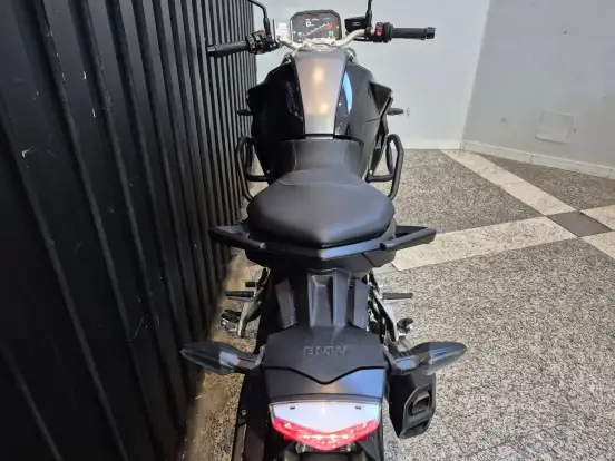 BMW-F 900 R SPORT-2023