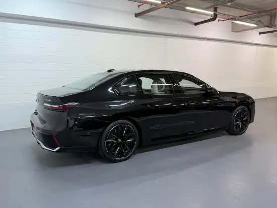 BMW-i7-ELÉTRICO XDRIVE60 M SPORT BMW-i7-2023