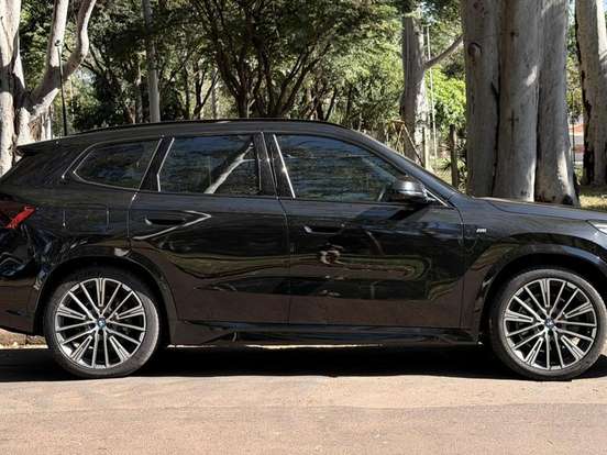 BMW-iX1-ELÉTRICO XDRIVE30 M SPORT BMW-iX1-2023