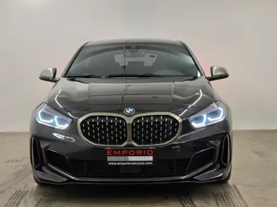 BMW M 135i 2.0 16V TURBO GASOLINA XDRIVE AUTOMÁTICO BMW M 135i 2.0 16V TURBO GASOLINA XDRIVE AUTOMÁTICO