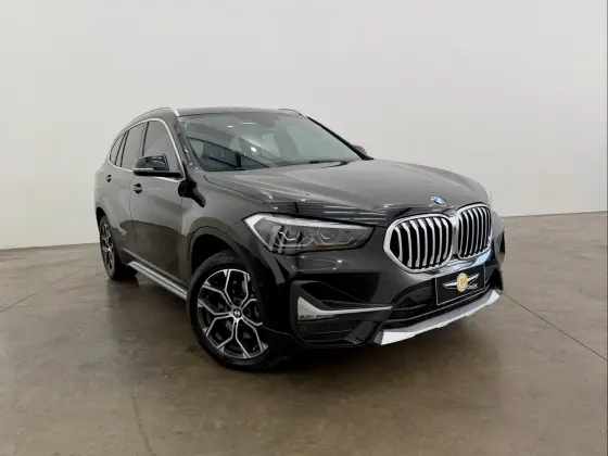 BMW X1 2.0 16V TURBO ACTIVEFLEX SDRIVE20I 4P AUTOMÁTICO BMW X1 2.0 16V TURBO ACTIVEFLEX SDRIVE20I 4P AUTOMÁTICO