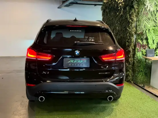 BMW-X1-2.0 16V TURBO ACTIVEFLEX SDRIVE20I 4P AUTOMÁTICO BMW-X1-2020