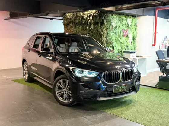 BMW X1 2.0 16V TURBO ACTIVEFLEX SDRIVE20I 4P AUTOMÁTICO BMW X1 2.0 16V TURBO ACTIVEFLEX SDRIVE20I 4P AUTOMÁTICO