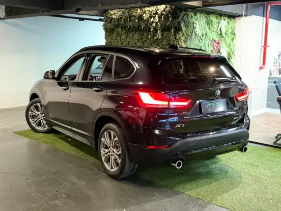 BMW-X1-2.0 16V TURBO ACTIVEFLEX SDRIVE20I 4P AUTOMÁTICO BMW-X1-2019