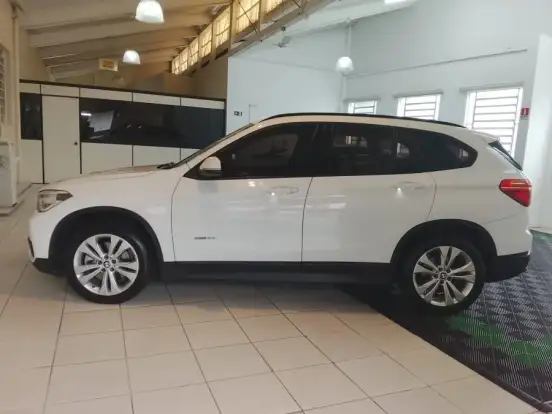 BMW-X1-2.0 16V TURBO ACTIVEFLEX SDRIVE20I 4P AUTOMÁTICO BMW-X1-2017
