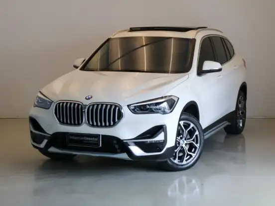 BMW-X1-2.0 16V TURBO ACTIVEFLEX SDRIVE20I X-LINE 4P AUTOMÁTICO BMW-X1-2020
