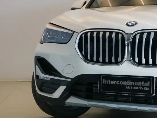 BMW-X1-2.0 16V TURBO ACTIVEFLEX SDRIVE20I X-LINE 4P AUTOMÁTICO BMW-X1-2020