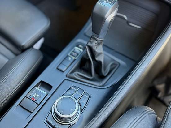BMW-X1-2022