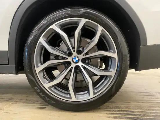 BMW-X3-2.0 16V GASOLINA X LINE XDRIVE30I STEPTRONIC BMW-X3-2020