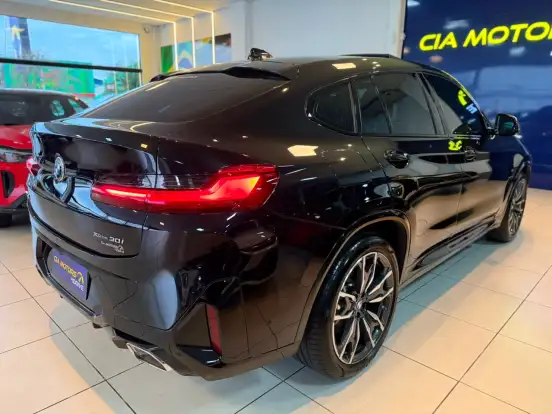 BMW-X4-2024