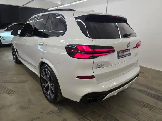 BMW-X5-3.0 I6 TURBO HÍBRIDO XDRIVE50E M SPORT AUTOMÁTICO BMW-X5-2025