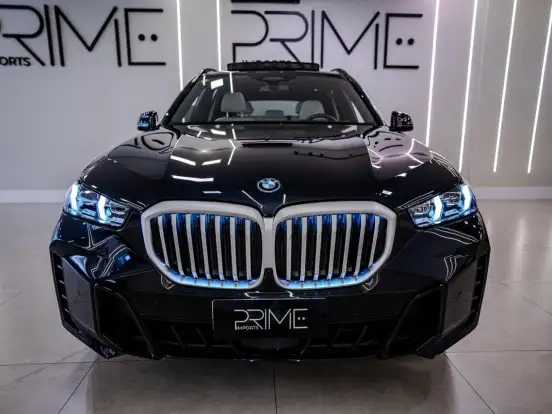 BMW-X5-3.0 I6 TURBO HÍBRIDO XDRIVE50E X-LINE AUTOMÁTICO BMW-X5-2024