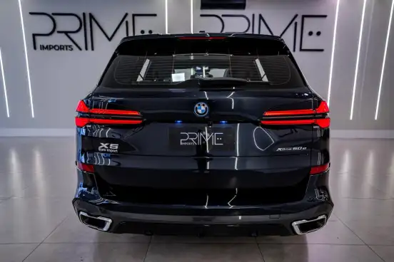 BMW-X5-2024