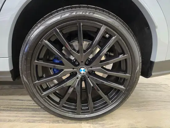 BMW-X6-2024