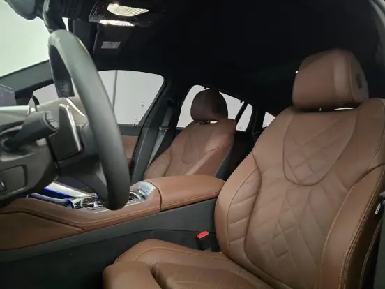 BMW-X6-3.0 TWINPOWER GASOLINA XDRIVE40I M SPORT AUTOMÁTICO BMW-X6-2024