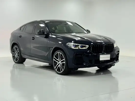 BMW-X6-2022