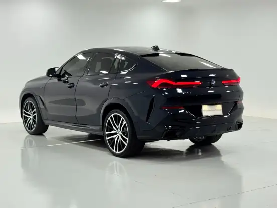 BMW-X6-2022