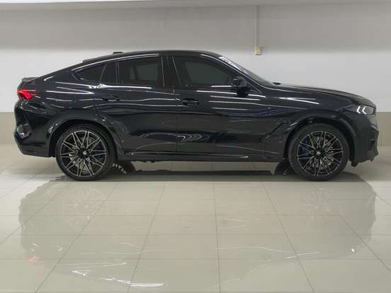 BMW-X6-2023