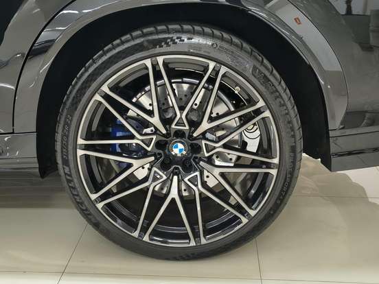 BMW-X6-2023