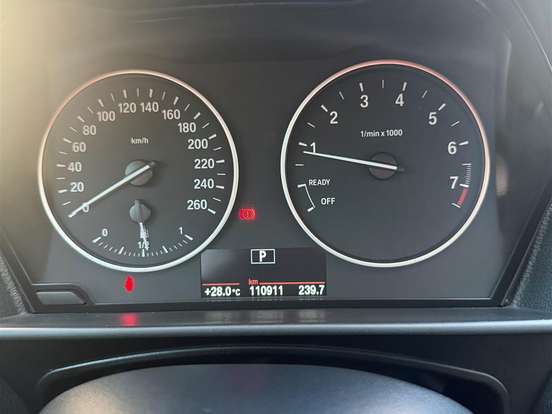 BMW-116i-1.6 16V TURBO GASOLINA 4P AUTOMÁTICO BMW-116i-2014