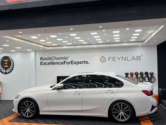 BMW-320i-2.0 16V TURBO GASOLINA SPORT GP AUTOMÁTICO BMW-320i-2019