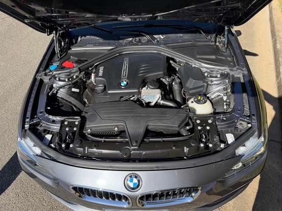 BMW-320i-2.0 SPORT GP 16V TURBO ACTIVE FLEX 4P AUTOMÁTICO BMW-320i-2018