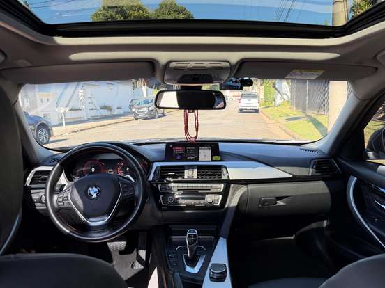 BMW-320i-2.0 SPORT GP 16V TURBO ACTIVE FLEX 4P AUTOMÁTICO BMW-320i-2018