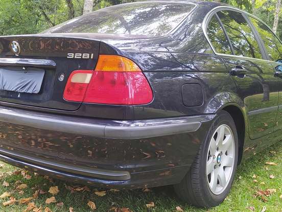 BMW-328i-2.8 EXCLUSIVE SEDAN 24V GASOLINA 4P AUTOMÁTICO BMW-328i-1998