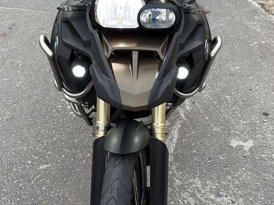BMW-F 800 GS ADVENTURE BMW-F 800 GS ADVENTURE-2015