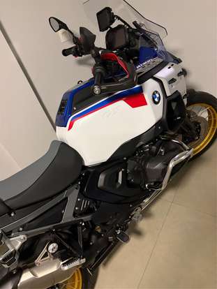 BMW-R 1300 GS ADVENTURE TROPHY-2025