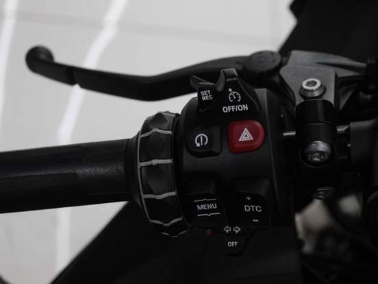 BMW-S 1000 RR BMW-S 1000 RR-2021