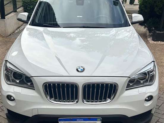 BMW-X1-2.0 16V TURBO ACTIVEFLEX SDRIVE20I 4P AUTOMÁTICO BMW-X1-2015